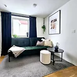 Apartment In Tromso, Located Between The Arctic Cathedral And The Cable Car Tromsø